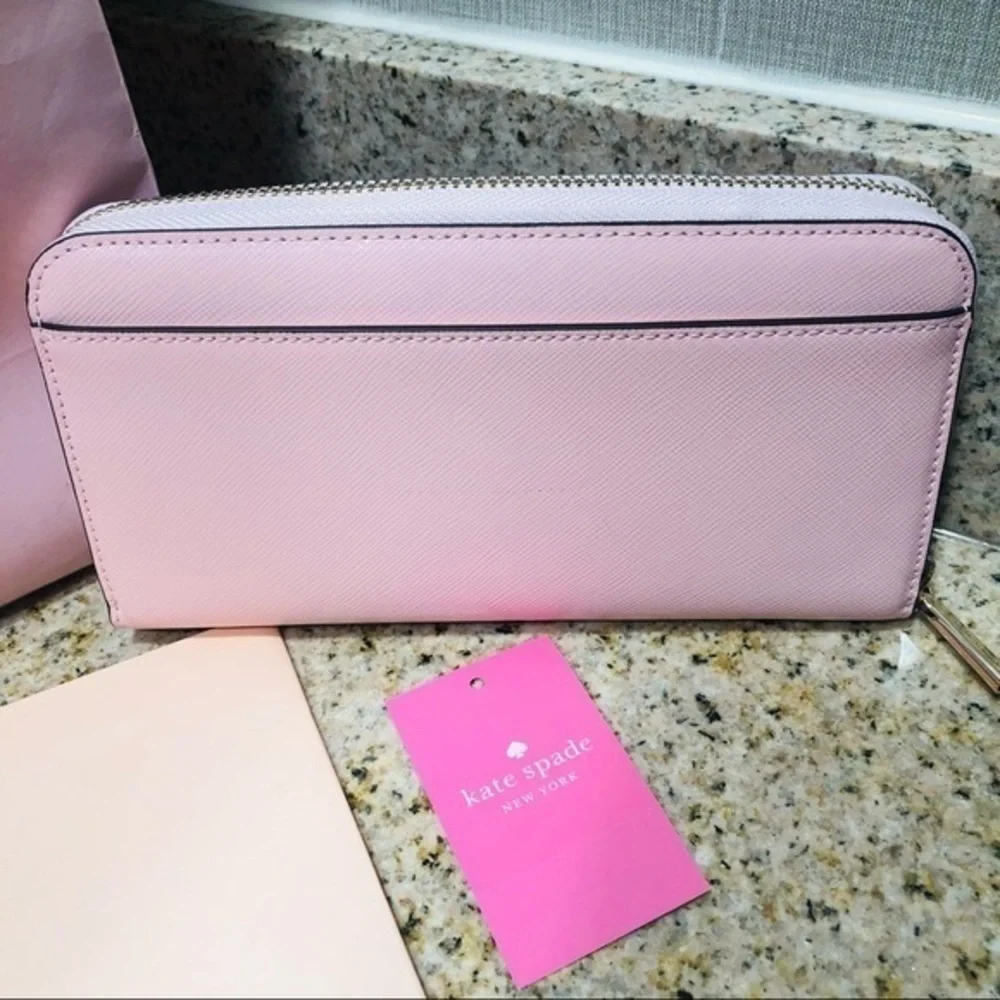 Kate Spade New York Chalk Pink Large Zip Wallet Saffiano Leather NWT - Picture 3 of 4